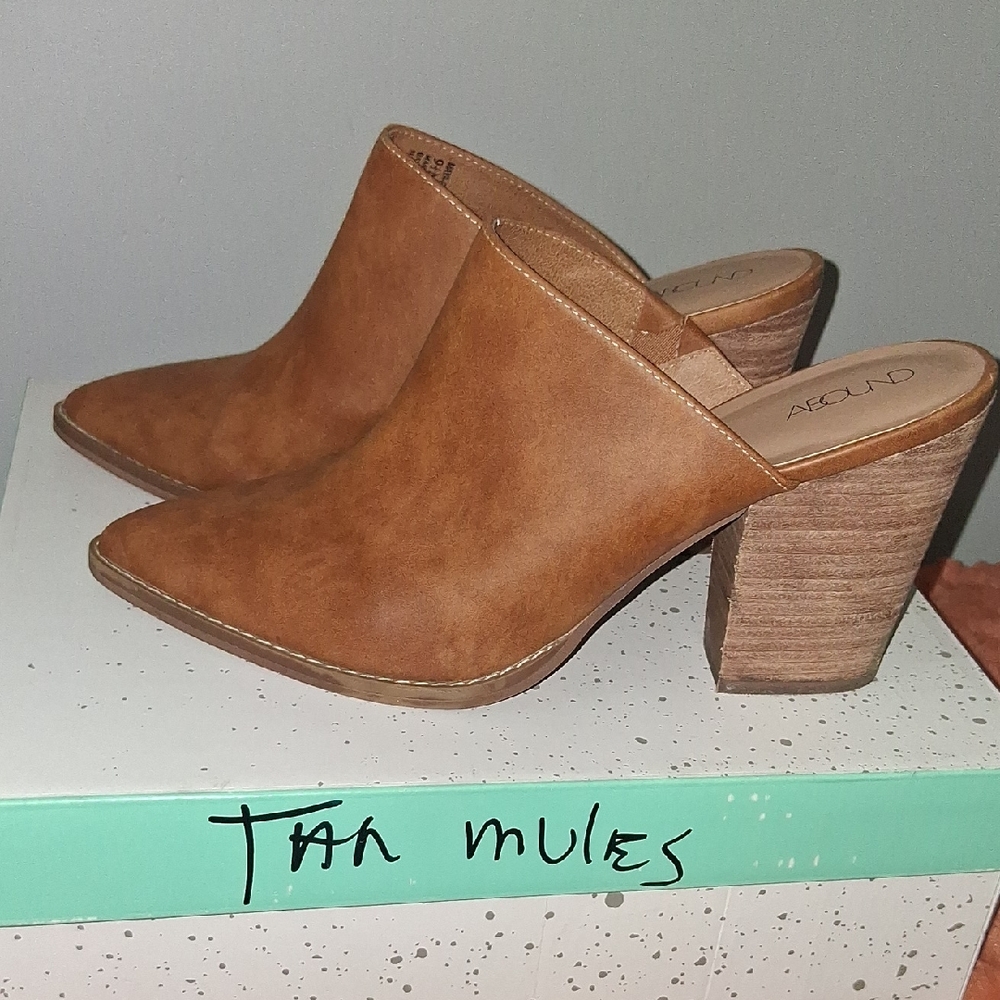 Abound Tan Maya Block Heel Mules